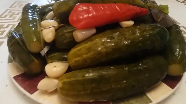 ГОТОВИМ С ЛЮБОВЬЮ! ПАЛЬЧИКИ ОБЛИЖЕШЬ! МАЛОСОЛЬНЫЕ ОГУРЧИКИ! смотреть онлайн