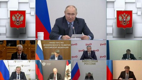 Владимир Путин призвал решить вопрос с кредитными каникулами для бойцов СВО