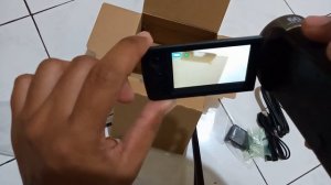 Unboxing Kamera baru Sony HDR CX405