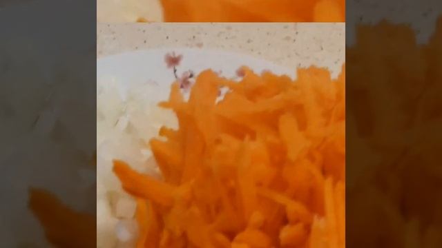 Оченьвкусно?!Тушеная капуста с ребрышками,фасолью .