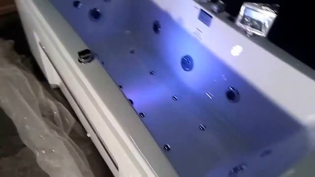 Ванна Gemy 9076 K смотреть онлайн