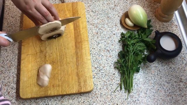Шампиньоны в сливках