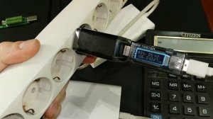 Недорогое зарядное устройство на 3 USB порта с Aliexpress