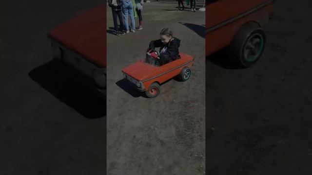 Полевые испытания педального Москвича СССР на электротяге