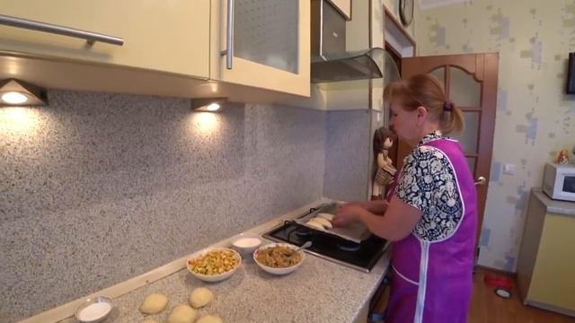 Мамины пирожки для вас) Мини прогулка по осеннему саду. смотреть онлайн