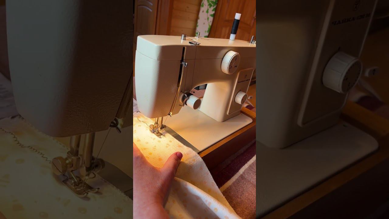 Швейная машинка чайка 132м