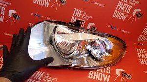 TYC - ФАРА ПЕРЕДНЯЯ Chrysler Voyager, Town & Country 05-07. Фара с выступающей частью под бампер.