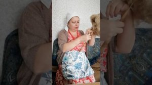 Русский способ прядения веретеном на прялке - донце.