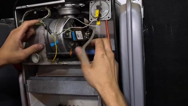 Техническое обслуживание газового турбированного Котла Ferroli II Как почистить газовый котел Ферол