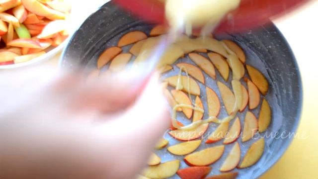 Шарлотка ТЫ ВСЕ ДЕЛАЕШЬ НЕ ТАК. Лучший рецепт пирога с яблоками в духовке смотреть онлайн