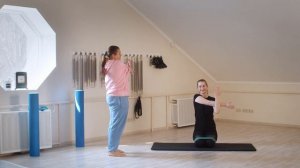 Наталия Васильченко. Пилатес с фитнес-резинками.