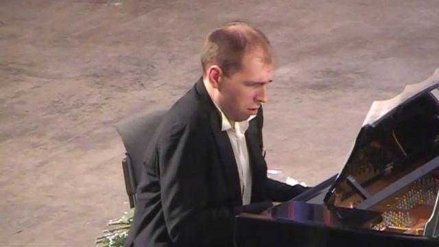 Brahms. The song. A.Kniazev, A. Korobeinikov (piano) смотреть онлайн
