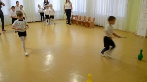 Спортивный праздник в детском саду Игра Перенеси яйцо в ложке