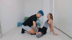 РАСТЯЖКА с ПАРНЕМ для начинающих / Он тянет, я ТЕРПЛЮ! Тинто и Джерри