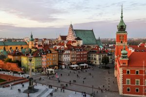 Шопен - Прелюдия в современной обработке ми минор, № 4 оркестр П. Морриса и красота старой Варшавы