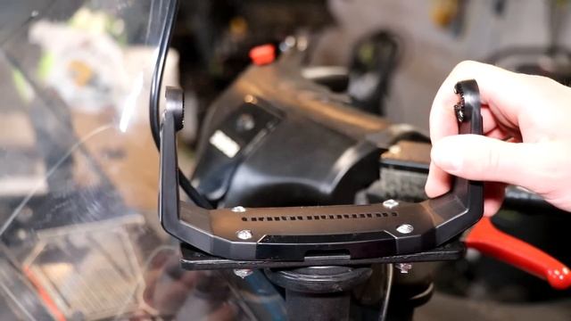 Humminbird Helix 7 G2N: Install on Snowmobile, Unboxing, Etc. смотреть онлайн