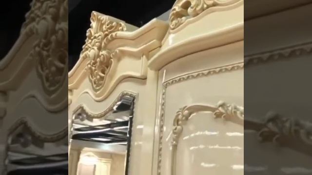 Спальня Джоконда с 3 дверным шкафом Крем глянец Эра мебель .