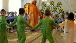 Хоровод с Осенью на осеннем утреннике 2011 в средней группе. Муз рук Максюта Г В