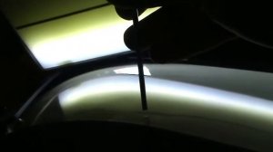 PDR удаляю залом по канту капота