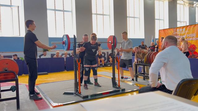 Выступление на Чемпионате Якутии по пауэрлифтингу Немец Екатерины, МС России