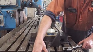 John Deere Grader Repairs! | Fitting Blade Skin & Replacing Blade Slide Rail