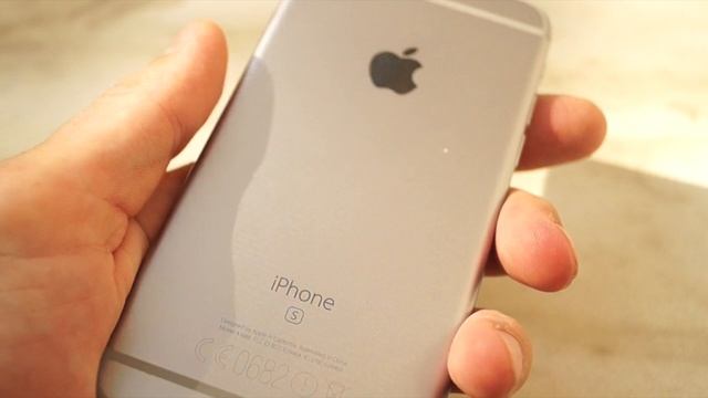 Смартфон в чехле или без? Особенности использования