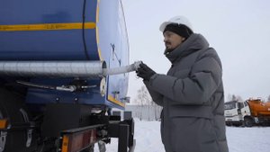 Обзор водовозки АЦПТ-10 Урал 5557