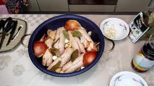 ЗАКУСКА вареные свиные ножки в маринаде