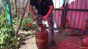 Как легко заменить вентиль на газовом баллоне 27, 12, 8 и 5 литровом