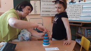 Сурдопедагог. Коррекционное занятие.