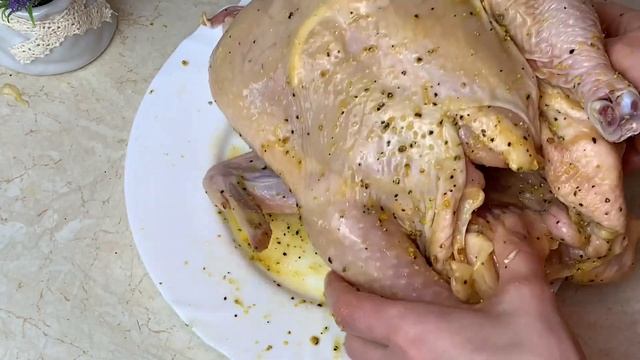 ВКУСНЕЙШАЯ Курочка! Как тушёнка! Так Курицу мало кто готовит, а зря!