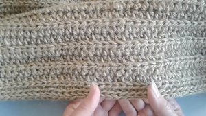 Вяжем прямоугольный коврик из джута (окончание).