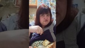 Ирина Сергеевна ужинает 🤣🤣🤣🤣🤣🤣🤣🤣🤣