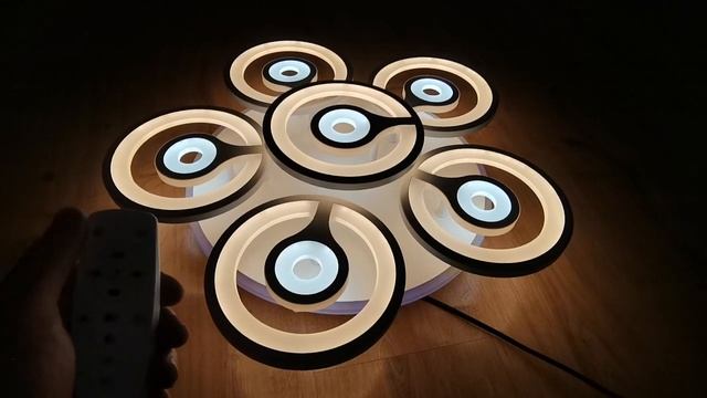 Демонстрация режимов работы светодиодной управляемой люстры Profit Light 8070/5+1 WHT смотреть онлайн