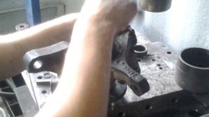 Запрессовка переднего ступичного подшипника Subaru Impreza 2006