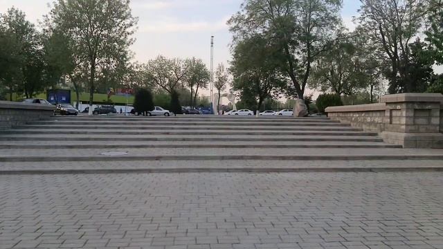 Погулюшки #6: метро Ташкент, католическая церковь, ЭКО парк, центральные улицы #Ташкент #Узбекистан смотреть онлайн