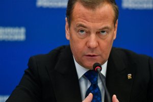 Медведев выразил уверенность в победе России в спецоперации на Украине | новости