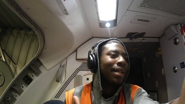 Morning routine for ramp agent / B717 walkthrough/ cÔVÎD changes and procedures смотреть онлайн