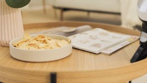 Беспроводной пылесос Bosch Unlimited 7: вертикальная парковка трубки пылесоса