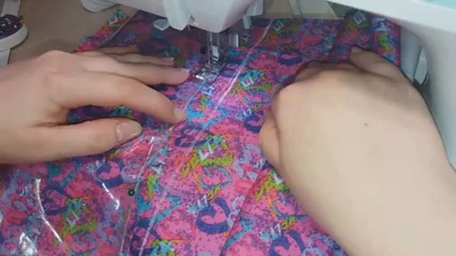 Как сшить дорожную косметичку с тремя отделами // DIY cosmetic bag
