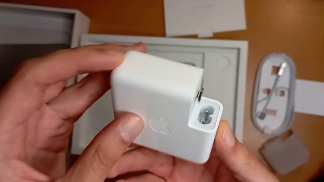 Apple MacBook Pro 14-inch M1 Pro Silver Unboxing смотреть онлайн