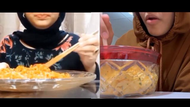 Samyung spicy noodles🍜challenge on a video call📲🇵🇰🇺🇸🔥#spicynoodles#challenge#viral