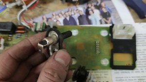 Ремонт центрального замка, central locking repair Mercedes Benz W210.