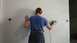 Как сделать глянец на венецианской штукатурке, без железнения!?