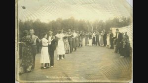 Парень кудрявый  Г Н Носов, сл  А Д Чуркин  Исп  Эдит и Леонид Утесовы и джаз оркестр  1939