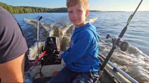 лодка с мотором