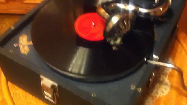 Патефон после реставрации смотреть онлайн