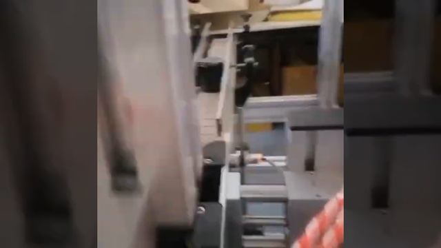Нанесение этикеток на влажные салфетки Attache #shorts #shortsvideo