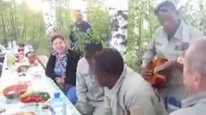 Негры поют "Офицеры"
