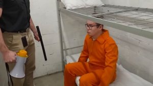 Анал А4 попал в тюрму